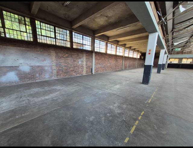 840M² WAREHOUSE TO LET IN BENROSE